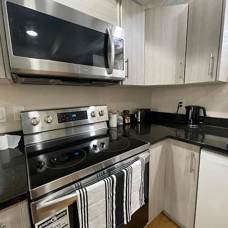 Super Luxury & Cozy Lower Level Apartment In Nw Calgary, Ab Close To Banff Экстерьер фото
